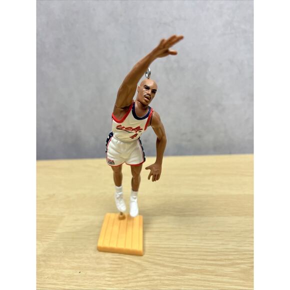 Vtg Starting Line Ups Sports Action Figures MLB, NFL, NBA, Barkley, Gonzalez - Picture 4 of 7
